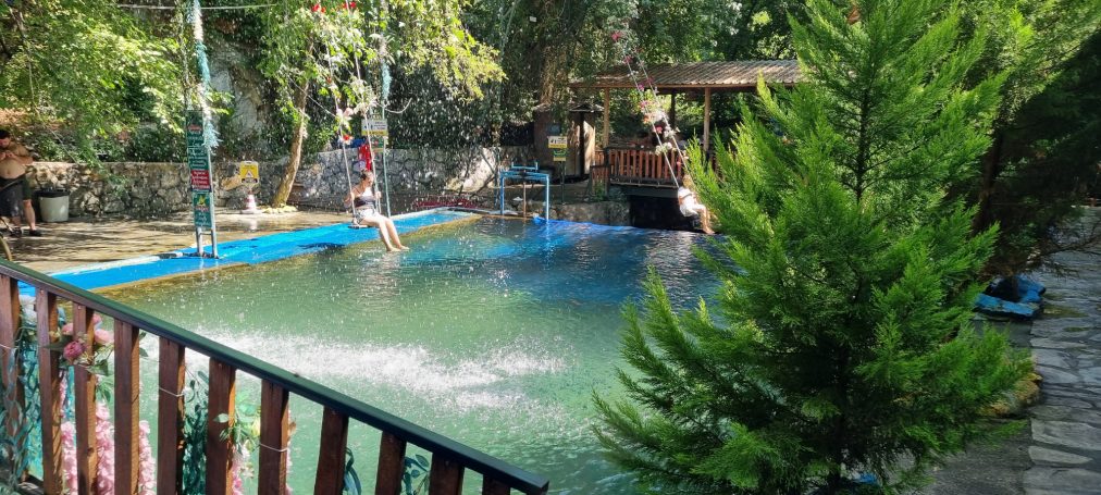 Flussrestaurant nahe Dalaman Yuvarlakcay Flussrestaurant